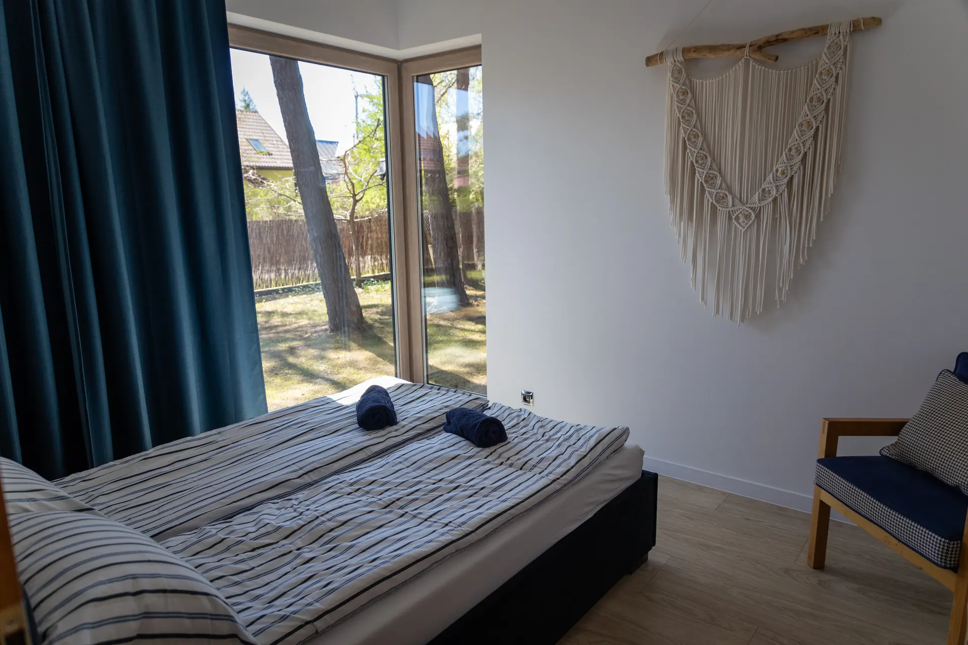 Apartament Hampton — wnętrze, Poezja Ciszy Dębki